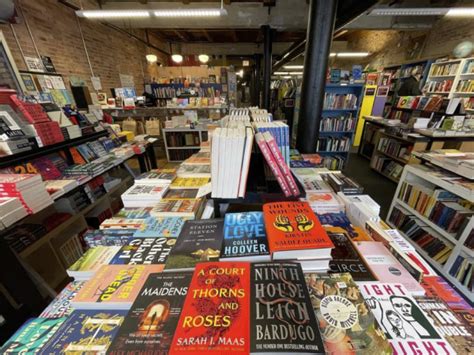 Where to Donate Books in Chicago: Options and Insights